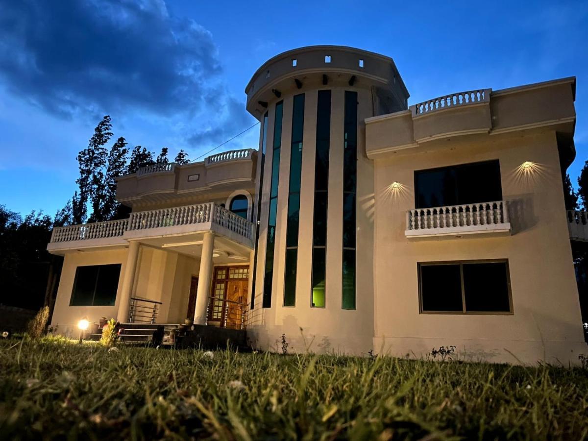 Skardu Saraye Hotel & Resort Exterior foto